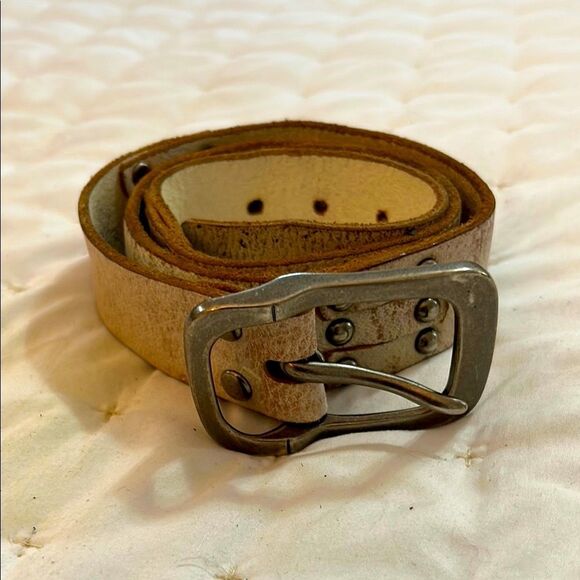 Leather Belt with Silver Buckle size small - Picture 2 of 7